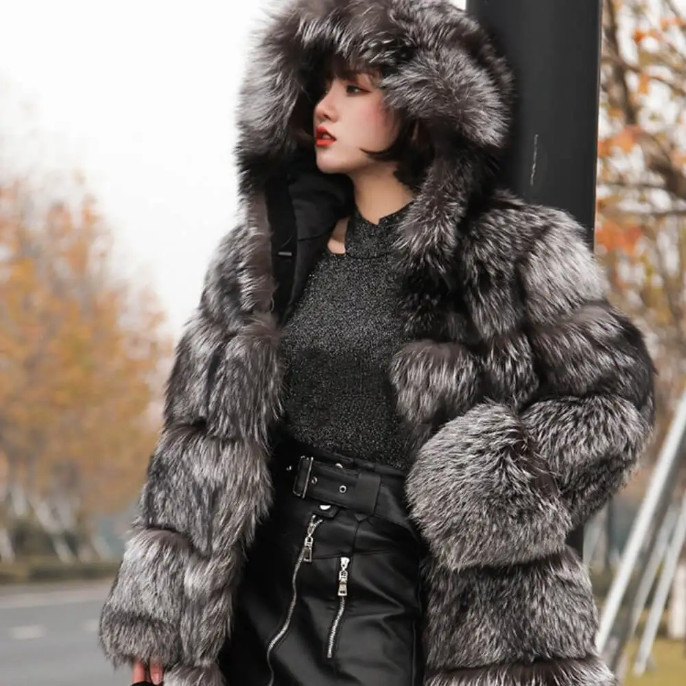 Womens Luxury Real Fox Fur Jacket Fashion Women Outdoor Winter Coat Genuine Fur Hooded Coat With Fur Hood