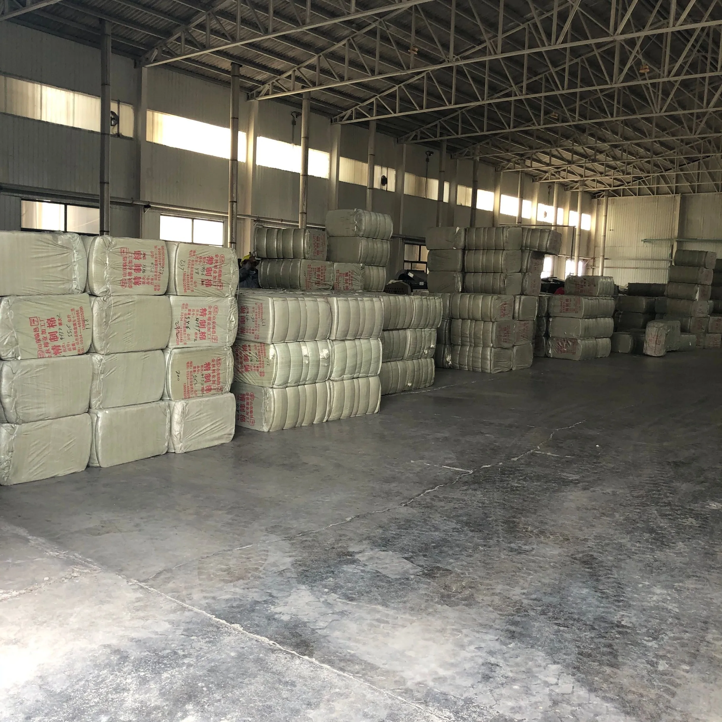 HPMC thickener for liquid detergents