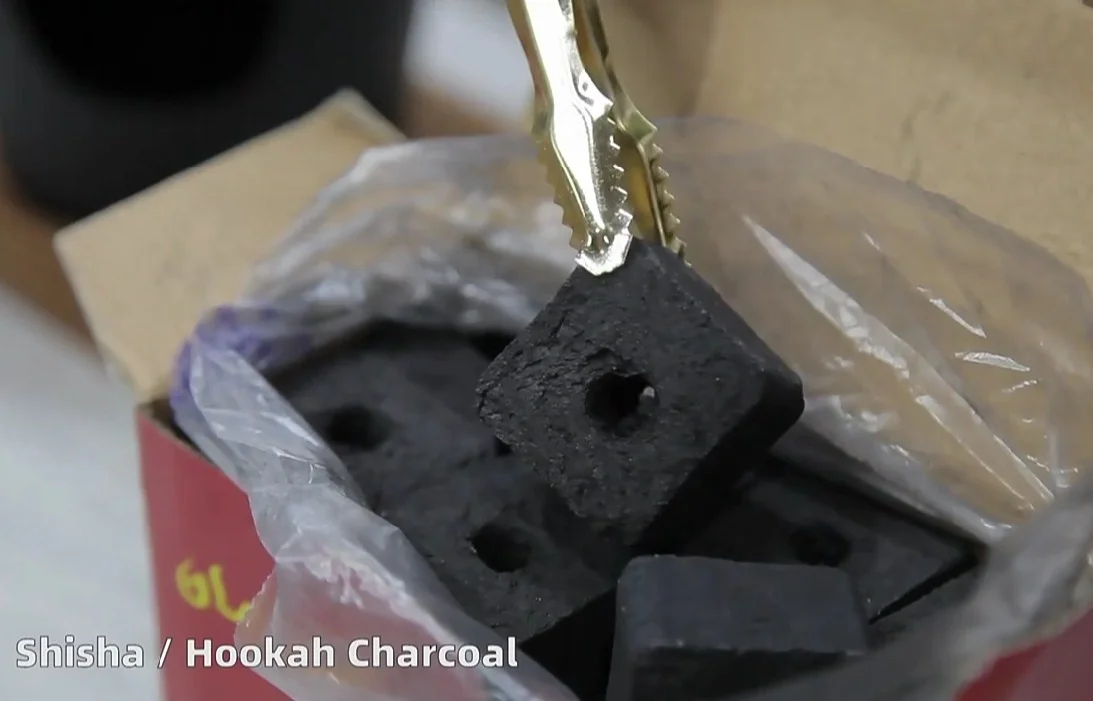 HQSH4205 HongQiang OEM Shisha Nature Bamboo Black Price Cutting Briquettes Sawdust Hookah Charcoal