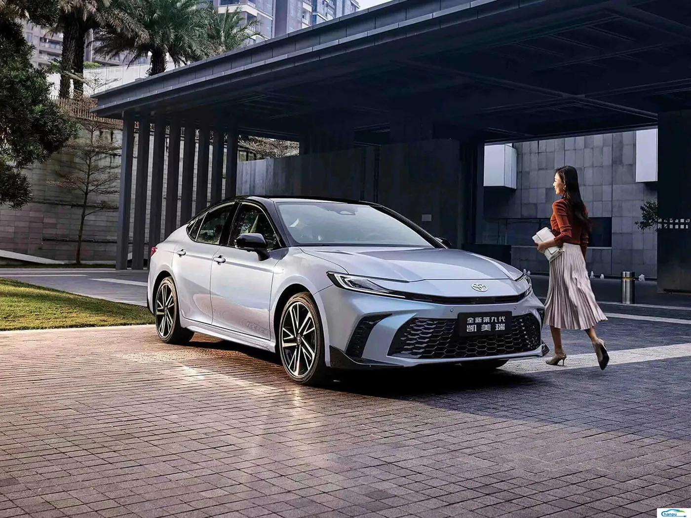 Китай недорогой в наличии новый автомобиль Camry 2024H гибридный легковой Cas бензиновый пертол топливный для toyota