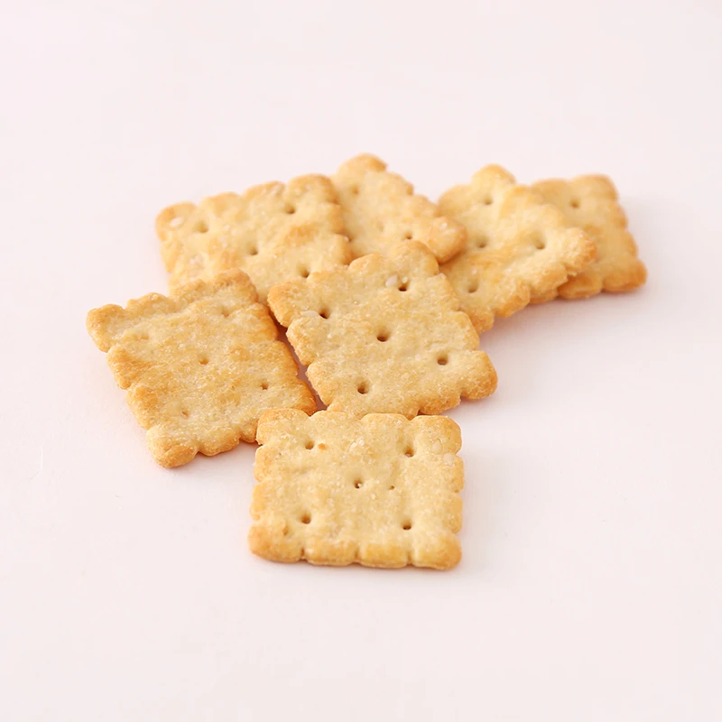 80g Hot selling soda crisp biscuit snack milk salt soda cracker biscuits