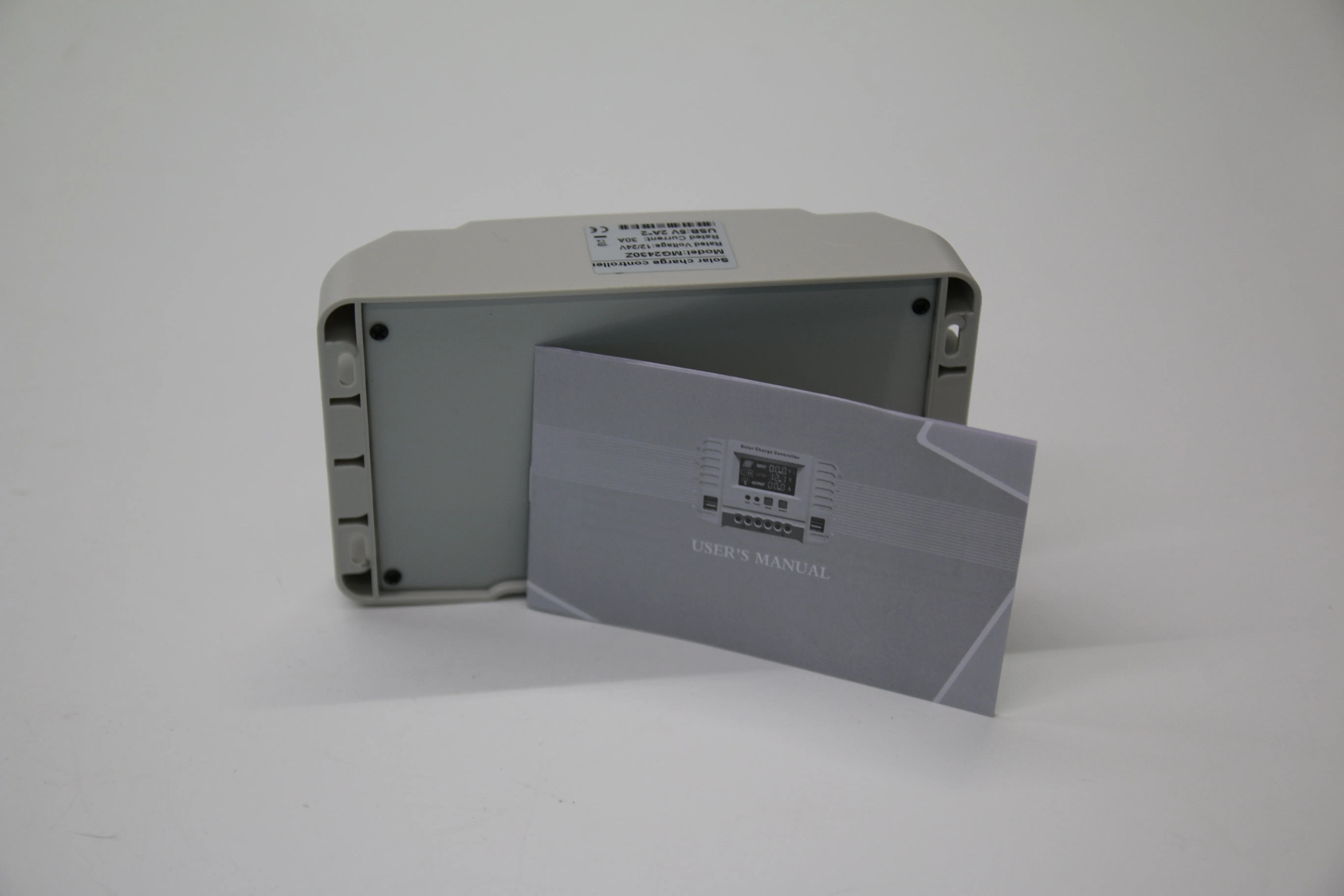 20A 12V 24V to 220V Lithium Off-grid Smart  Pwm Solar Power Regulator