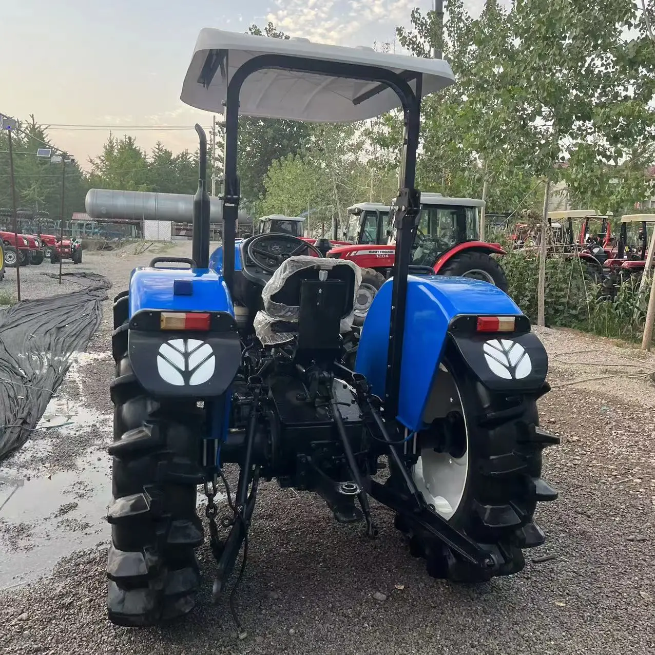 Профессиональный SNH554 запчасти tlb трактор 4x4