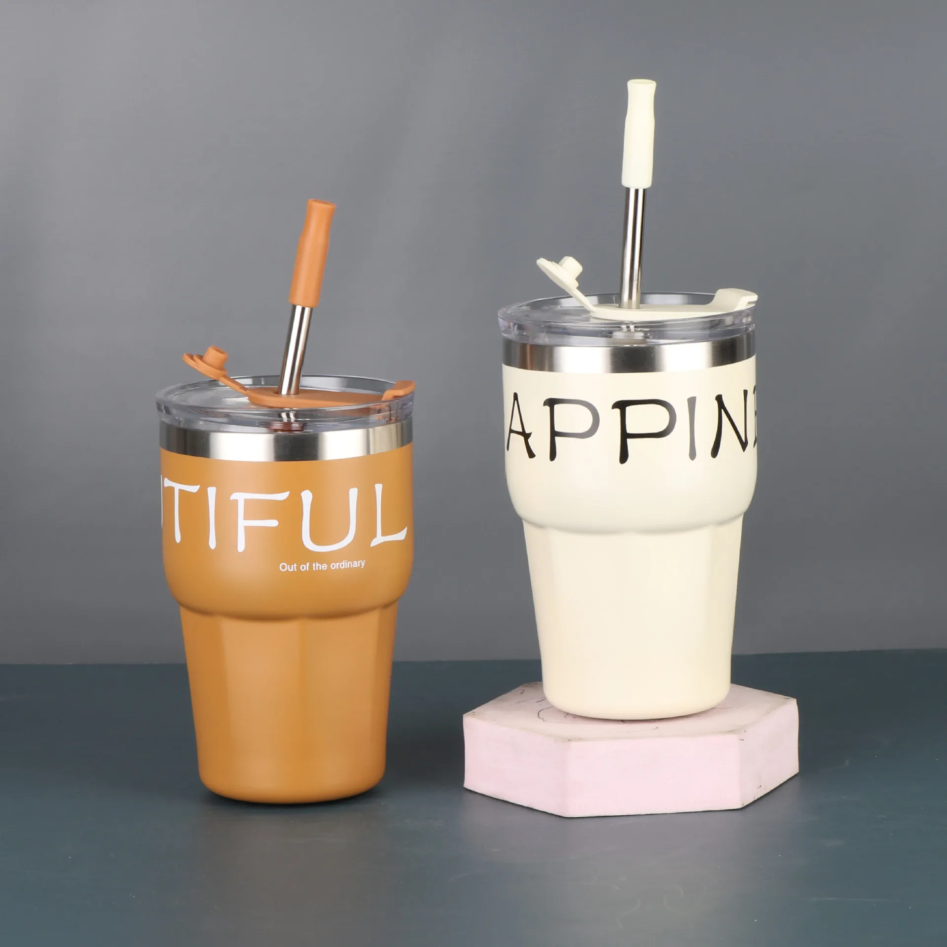 600ml Travel Grip 304 stainless steel  Insulated Cups Portable Custom Coffee Mugs with Logo Vacuum Double Wall with handle lid