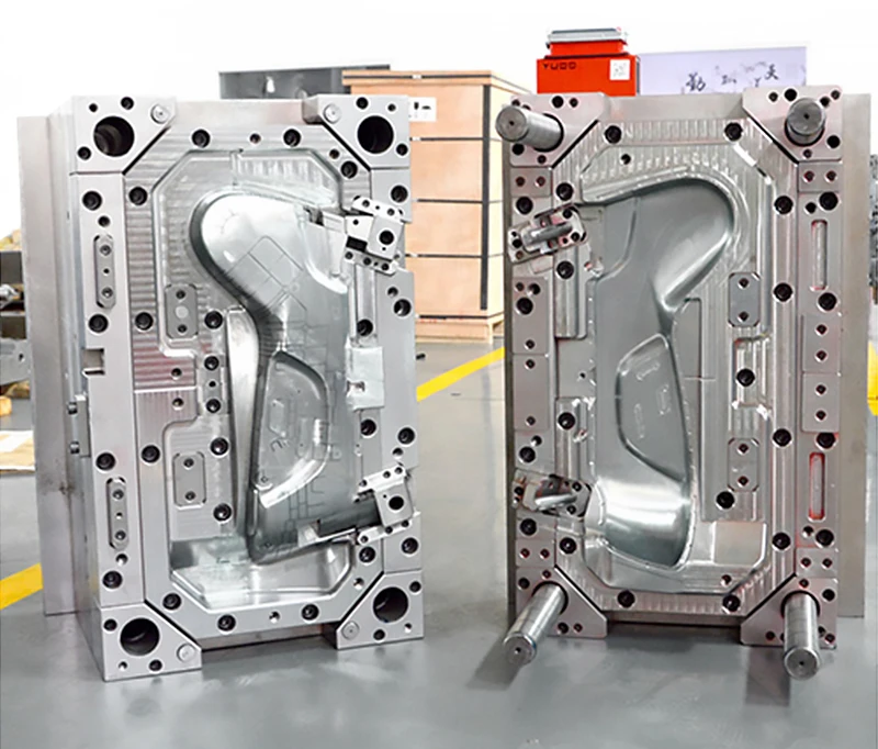 Custom Front Bumper Assembly Auto Parts Body Kit with Headlight Plastic Injection Mold for Car Accessories