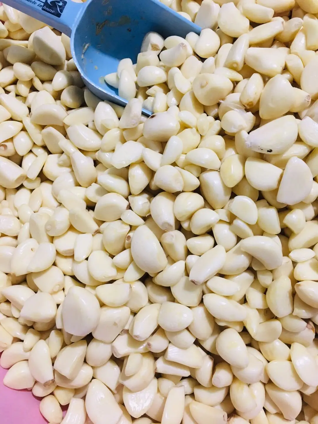 
BDF paste puree portion and whole frozen pure white garlic 