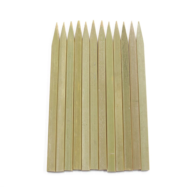 2024 Wholesale Natural Bamboo Flat Skewer Craft Sticks Grill Flat Skewers Outdoor BBQ Food Cleaning Custom Logo Bag Packed Party