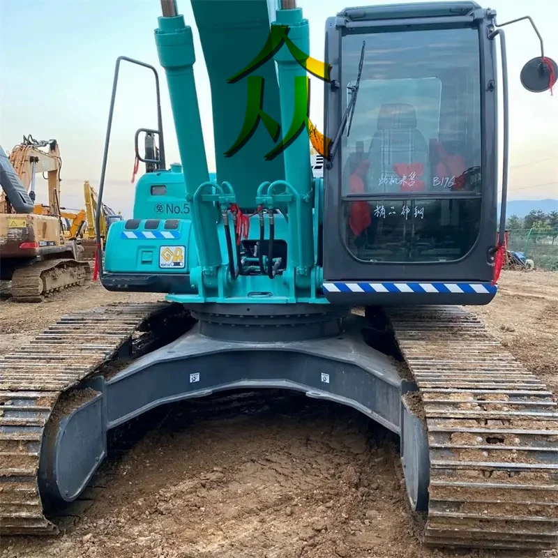 21-тонный подержанный экскаватор гидравлический Kobelco Sk210 подержанная ручная Инженерная техника
