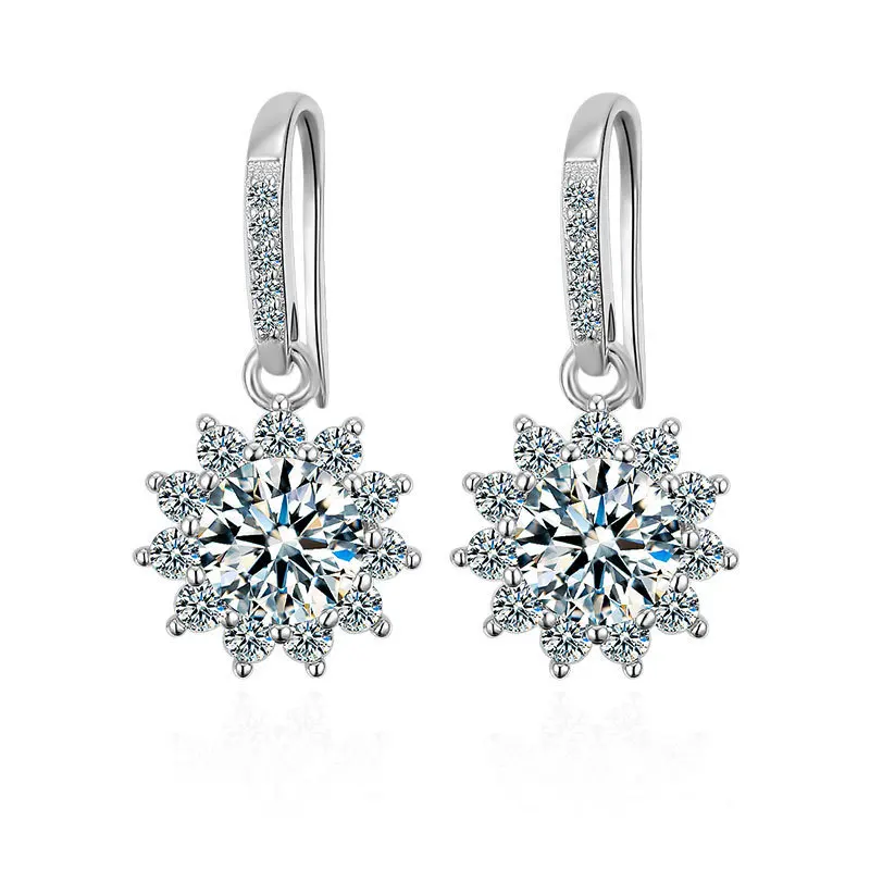YFN Jewelry Luxury Design S925 Sterling Silver 0.5ct Moissanite Flower Stud Earrings For Women