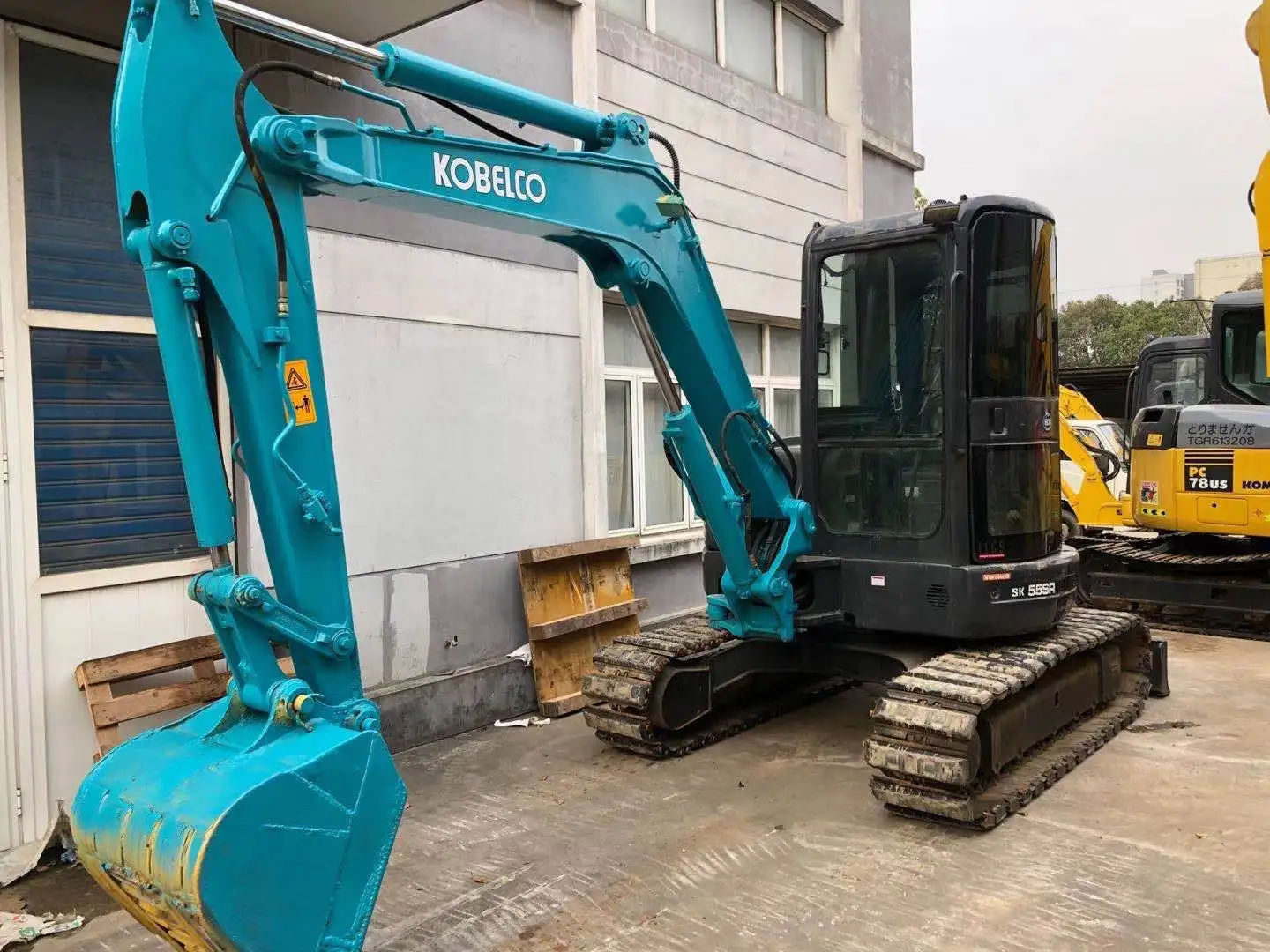 Б/у мини-экскаватор Kobelco SK50SR /SK30 /SK60 /SK70 kobelco 5 тонн сделано в