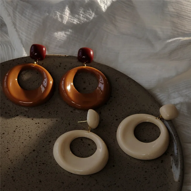 40 Дизайнов журнал Изящные Модные украшения геометрические дизайнерские акриловые серьги неправильной формы женские 2023 тренд