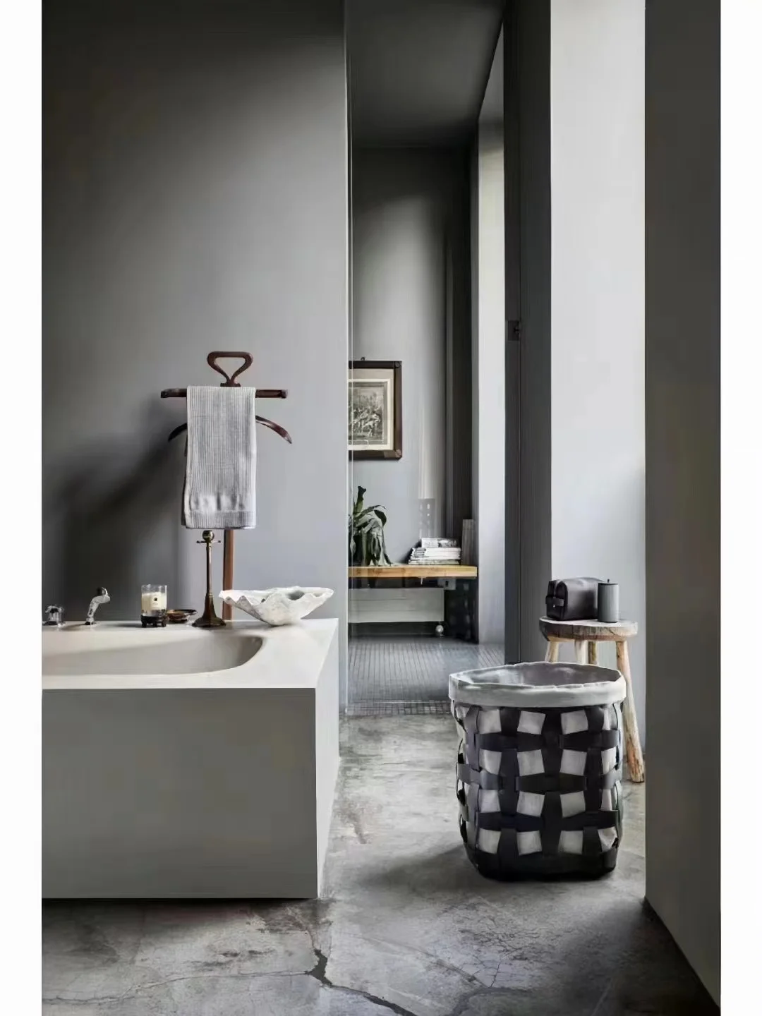 Wholesale custom PU or real cow Leather woven Storage box Basket with handle Organizer Home Decor clothing storage containers