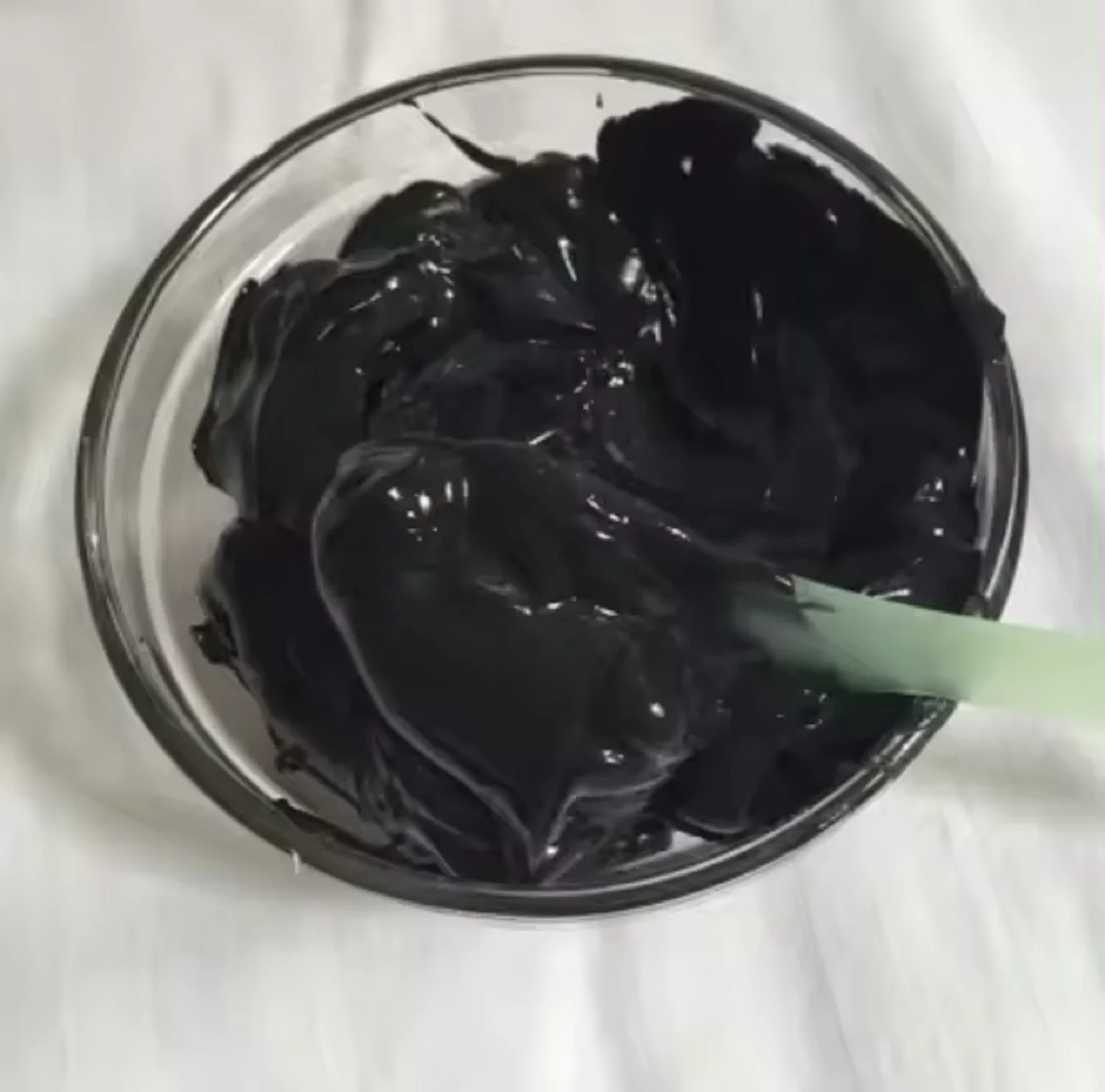 80ml Black Carbon Gel For Facial Tightening Skin Whitening Face Brightening