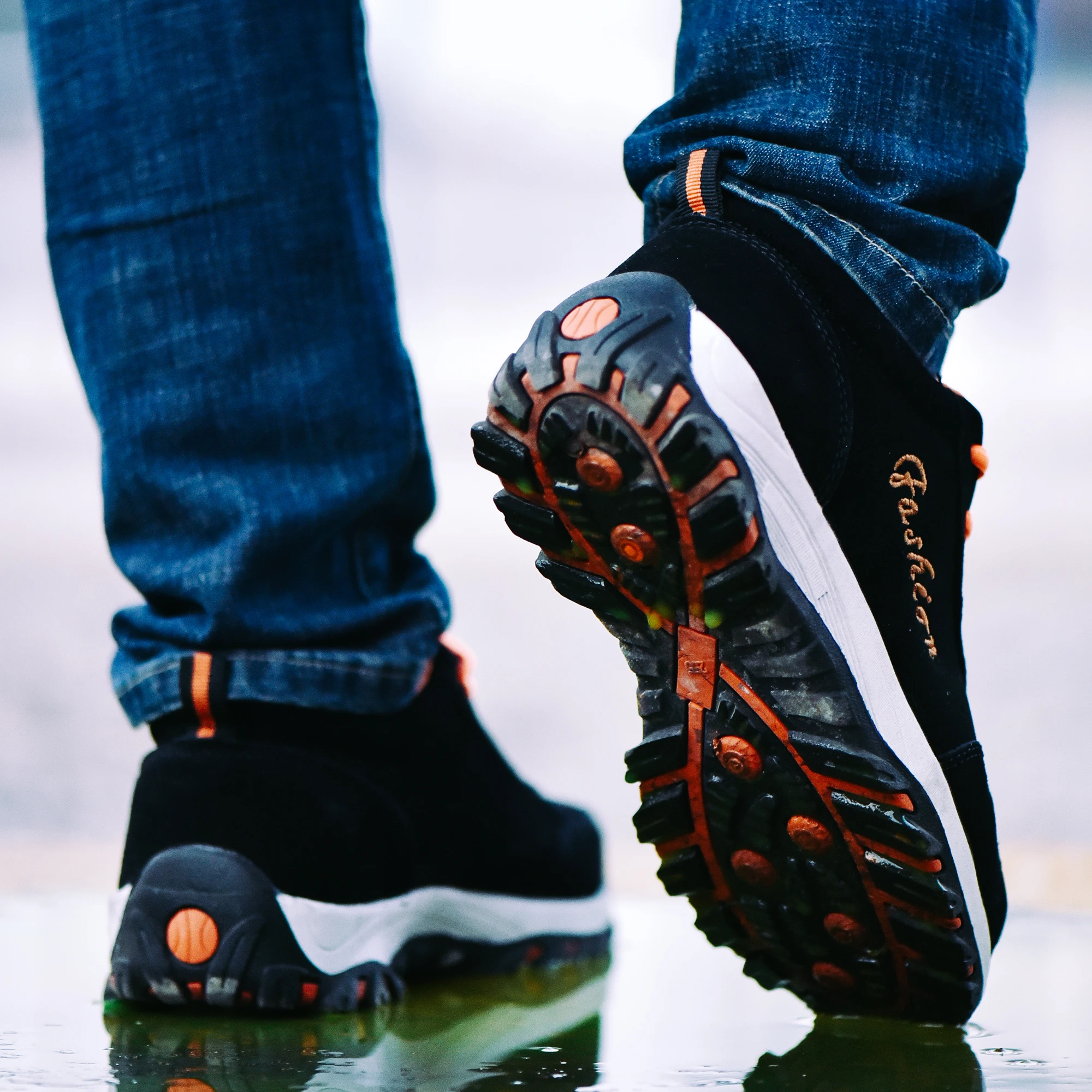 Latest Design Wholesale Women Men Boots Climbing Outdoor Hiking Work Safety Shoes