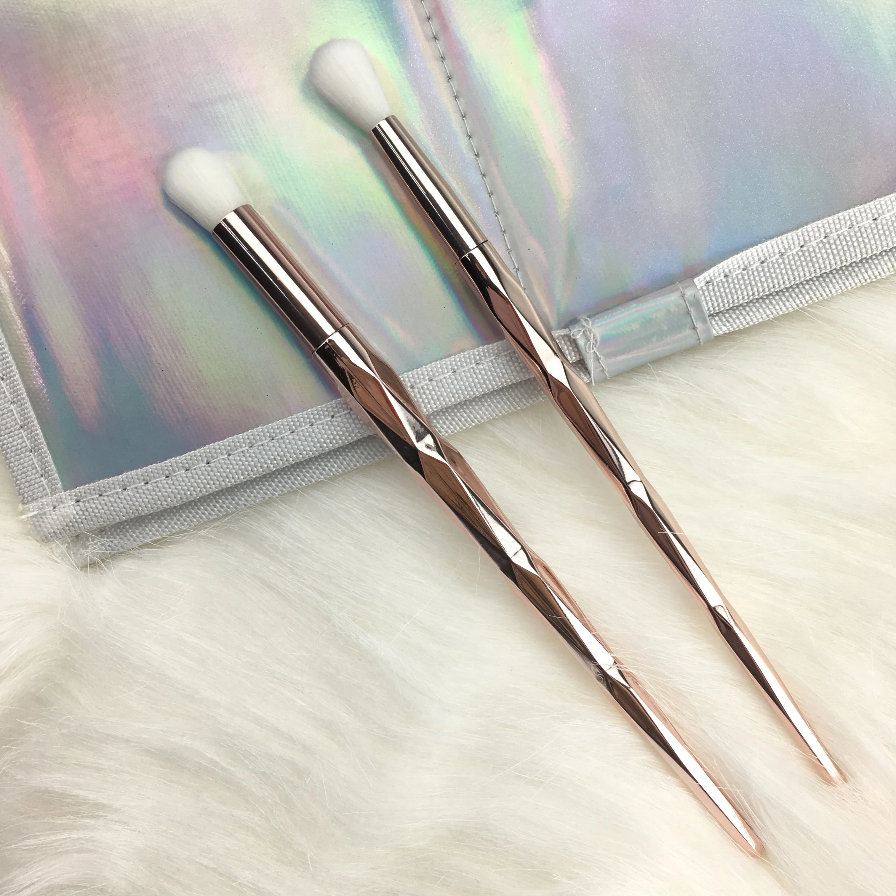 Маленькие конические Тени для век, основы, частная марка, односторонние розовые тени для век, пушистая кисть для растушевки