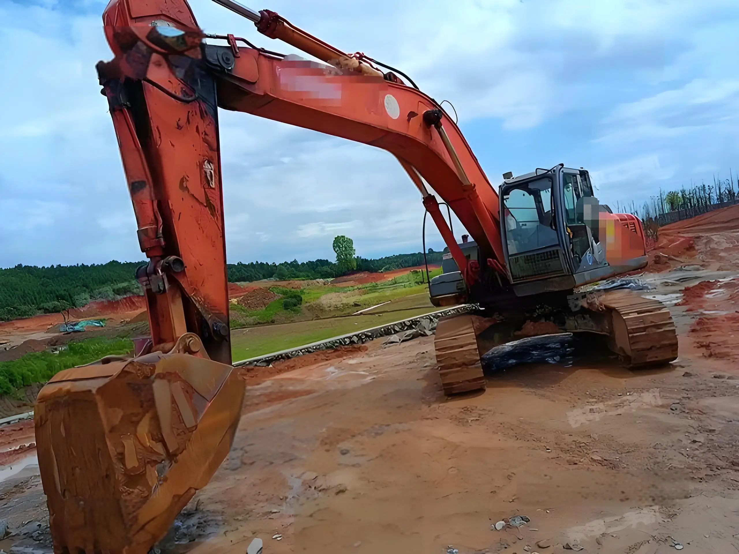 Б/у Hitachi ZX350 35-тонный гусеничный экскаватор японского происхождения с подержанным двигателем Isuzu неповрежденными компонентами сердечника коробки передач