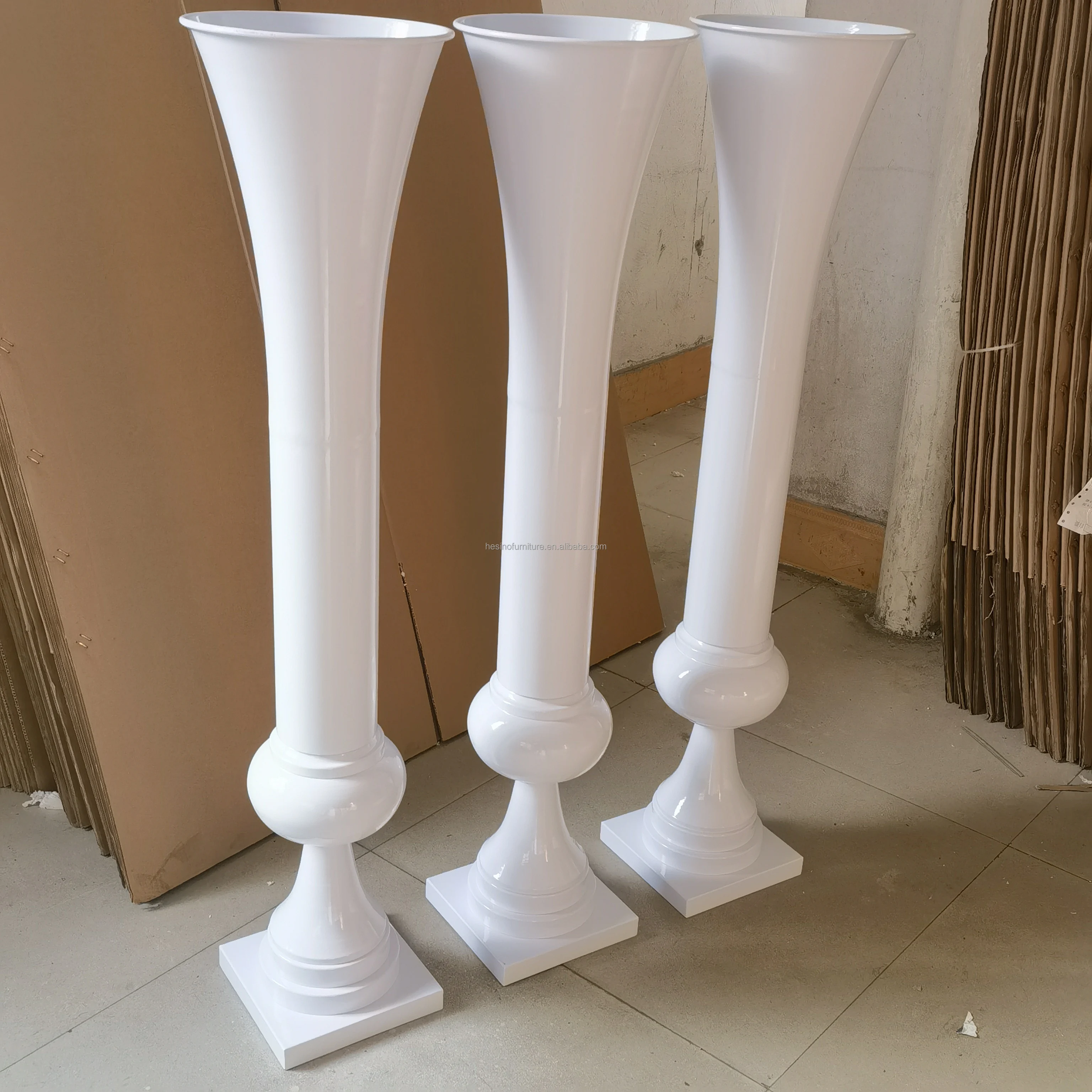 gold metal large flower vase stand wedding prop flower stand center piece flower vase stand