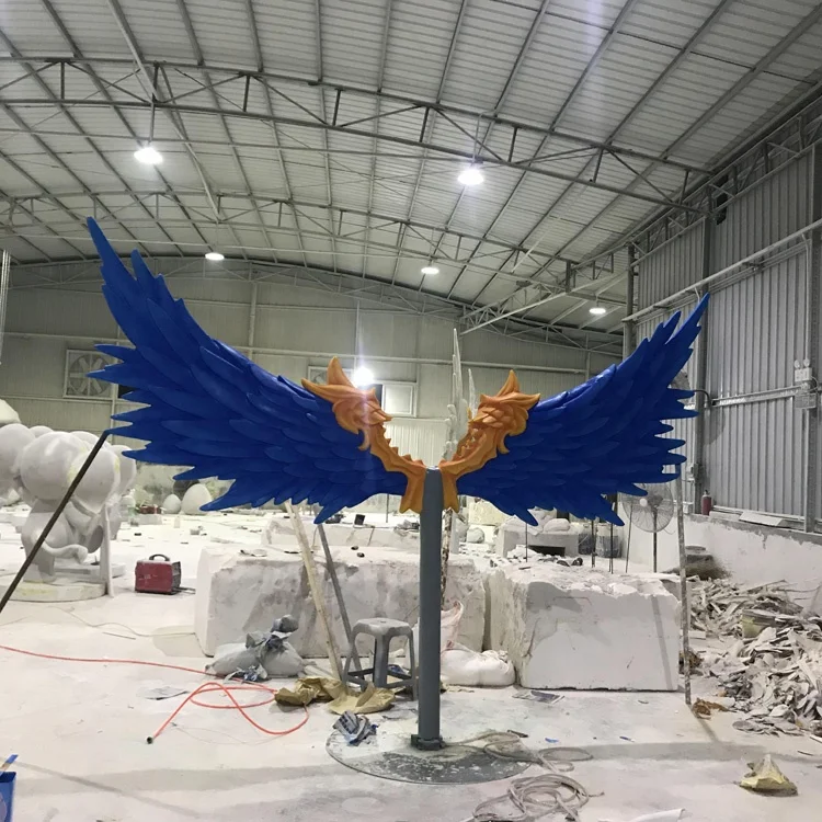 Fiberglass purple wings Dragon scale statue Outdoor square large wing model Resin fiber arts and crafts ornaments