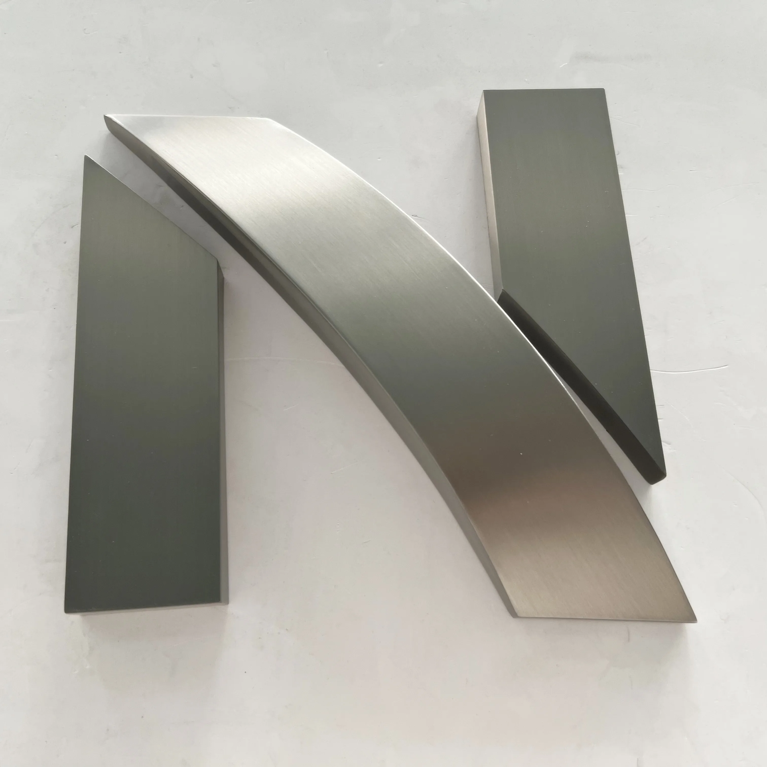 Skyseen Outdoor 3D Metal Letter Billboard Sign Customized Size Door Number Shopping Mall