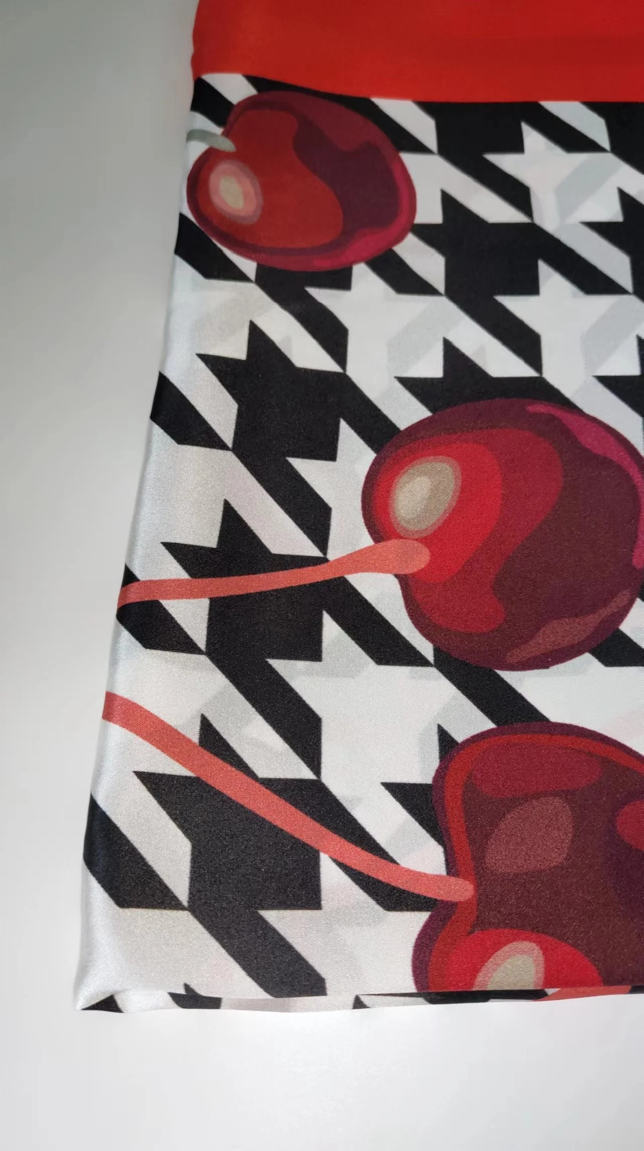 wholesale 16mm double-sided different color silk scarf large square scarf silk scarf