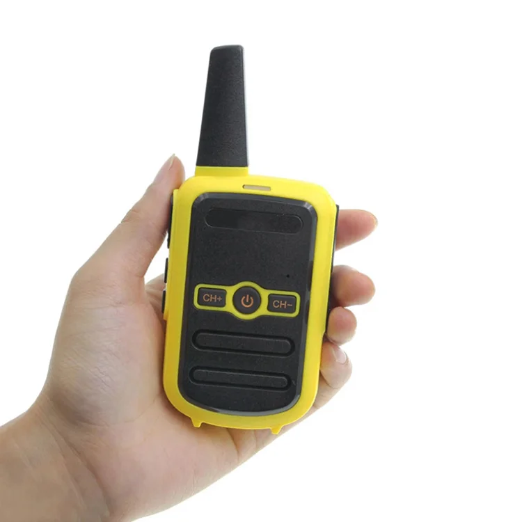 Radio Set Kids Toys Gift Walkie Talkie for Children Hot Sale Rechargeable Long Range Two Way Handheld 2W 400-470mhz 128 Channels