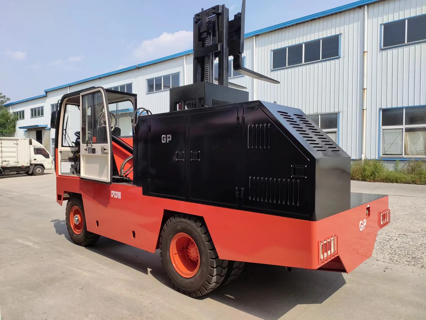 Very Narrow Aisle Mini Electric Forklift 4 Ton 7T 10T sideForklift Truck For Warehouse