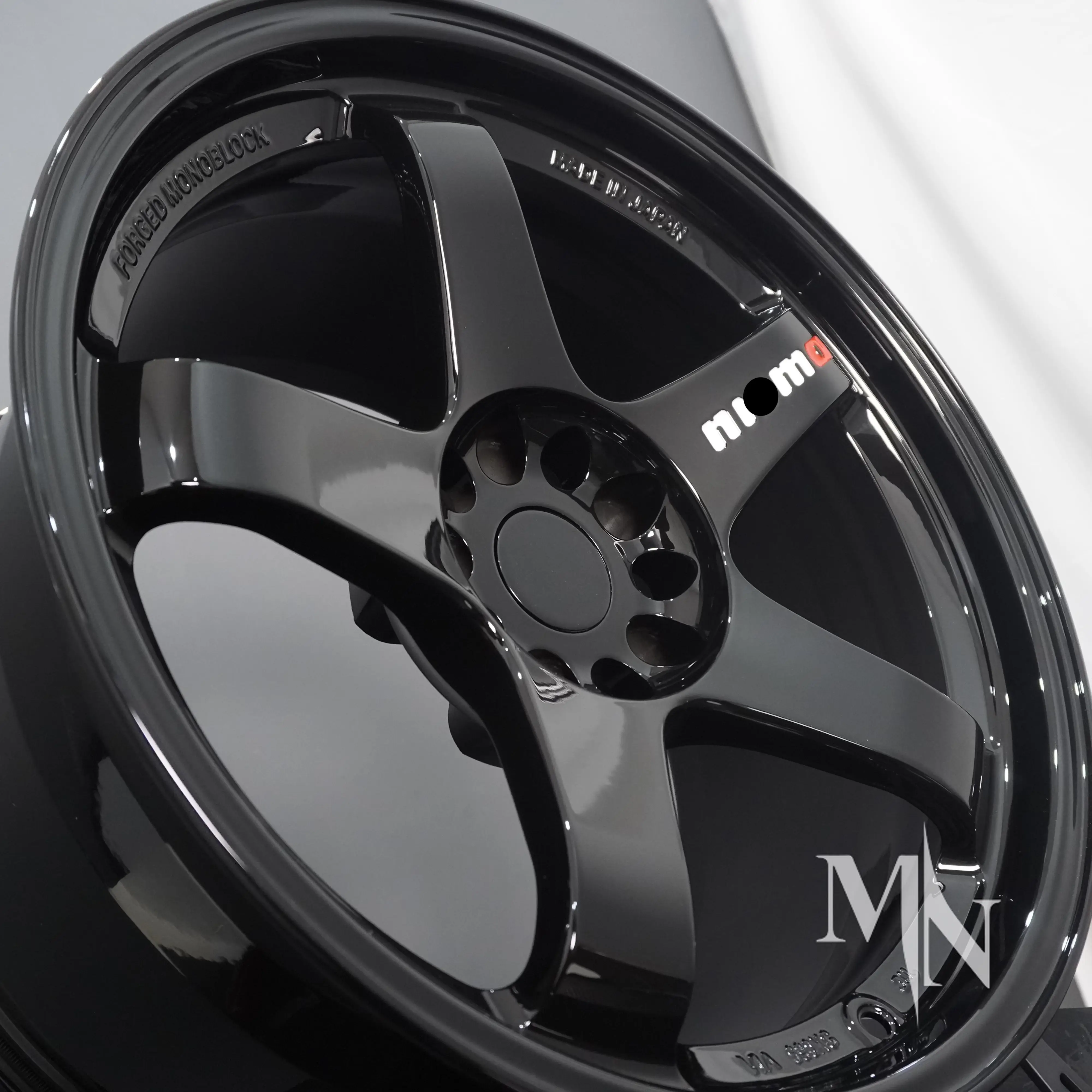 Изготовленные на заказ кованые колеса Nismo LMGT4 17x9 18x10 5 19x10 300ZX 350Z 370Z GT500 R32 GTR R34 черные для продажи Omori