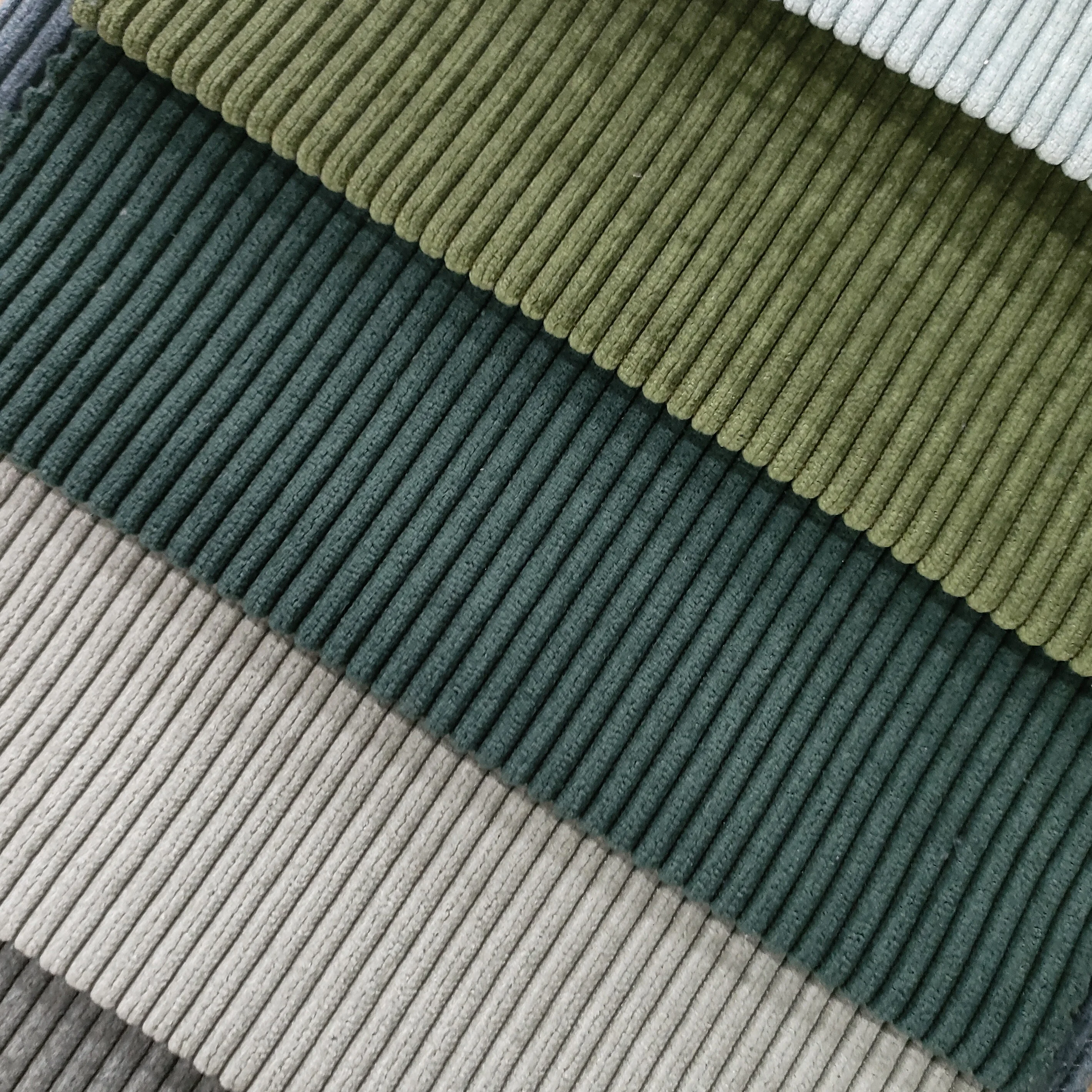 Manufacture High Quality Wrinkle Resistant 100% Polyester Stripe Velvet Fabric Corduroy Sofa Fabrics