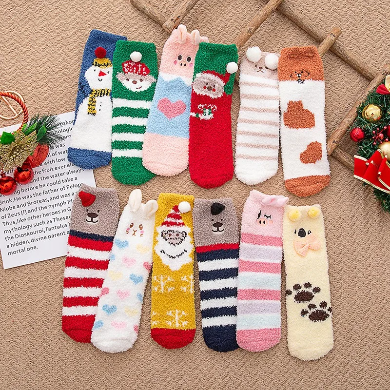 Unique Packaging Winter Coral Fleece Female Cartoon Plus Velvet Thickening Sleep Christmas Gift Socks With Christmas Balls