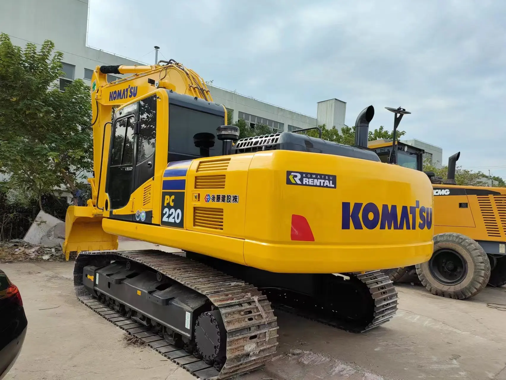 Используемый гусеничный экскаватор komatsu pc220-8 высокого качества pc 200