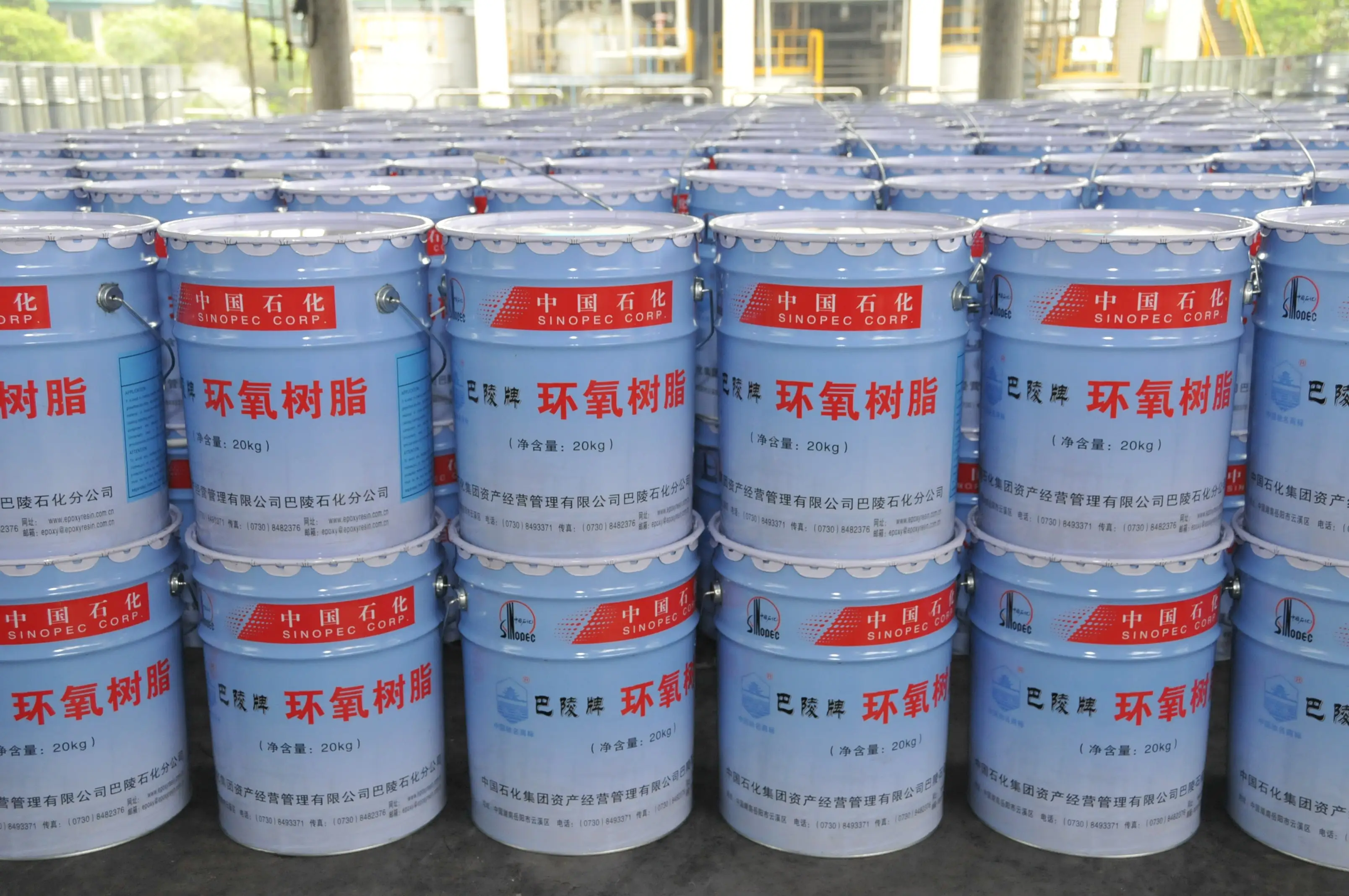 Sinopec Liquid Epoxy Resin Cyd-128 Apply for Anti-Corrosion Road Pavement