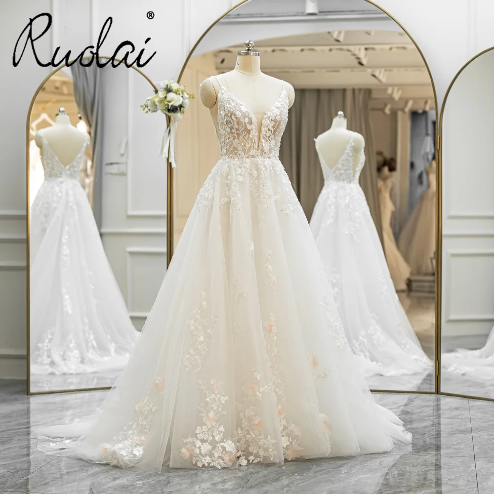 Ruolai QW01836 Elegant V-neck Beading Lace Spaghetti Bride Dressing Gown Luxury Wedding Dresses 2024 and Trendy for Bride