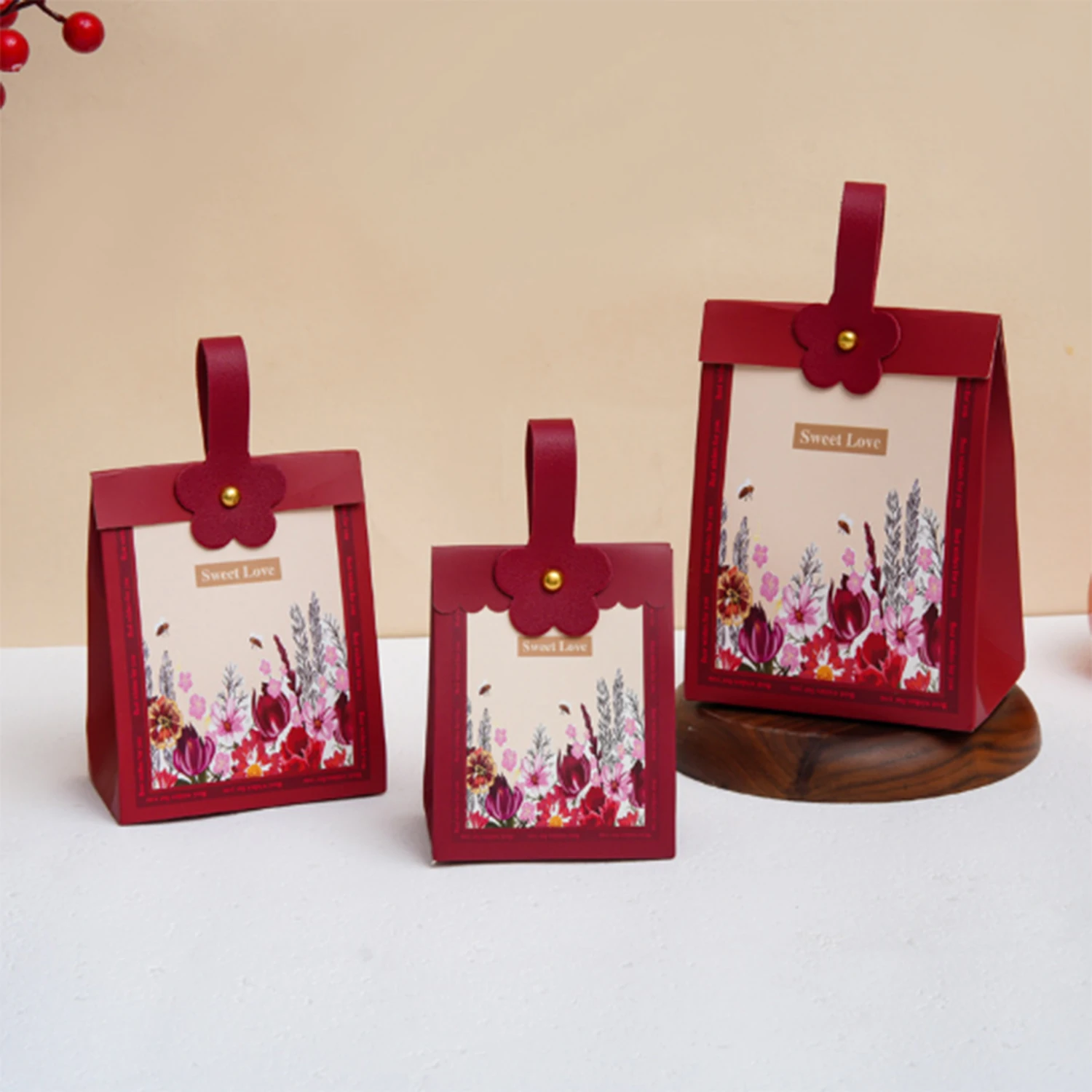 Luxury Wholesale Custom Design Eco Friendly Wedding Favor Sweet Candy Packaging Paper Gold Gift Box for Cookie Biscuit