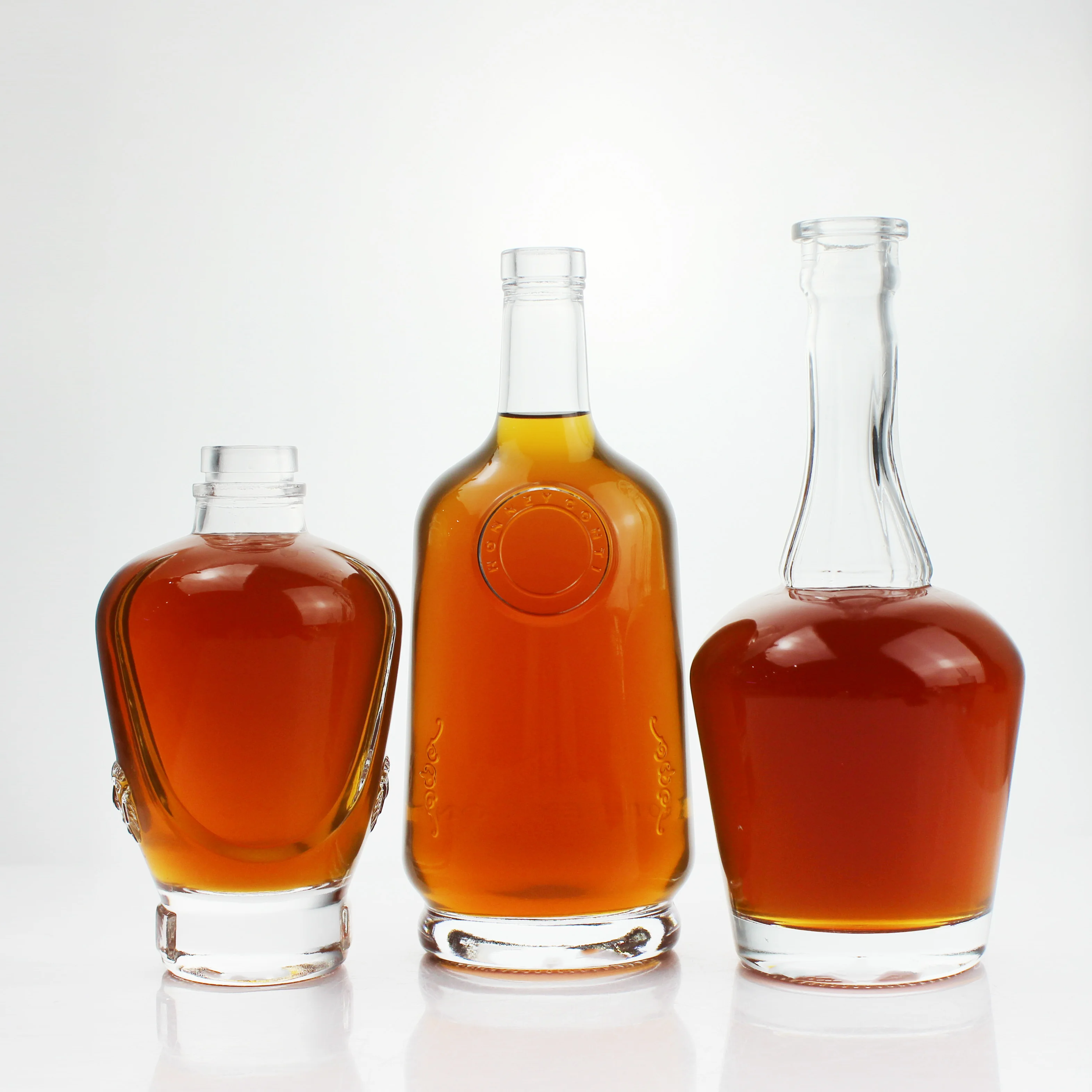 2022 sell like hot cakes cheap affordable 100ml 300ml 500ml glass bottles whisky wine vodka bottles
