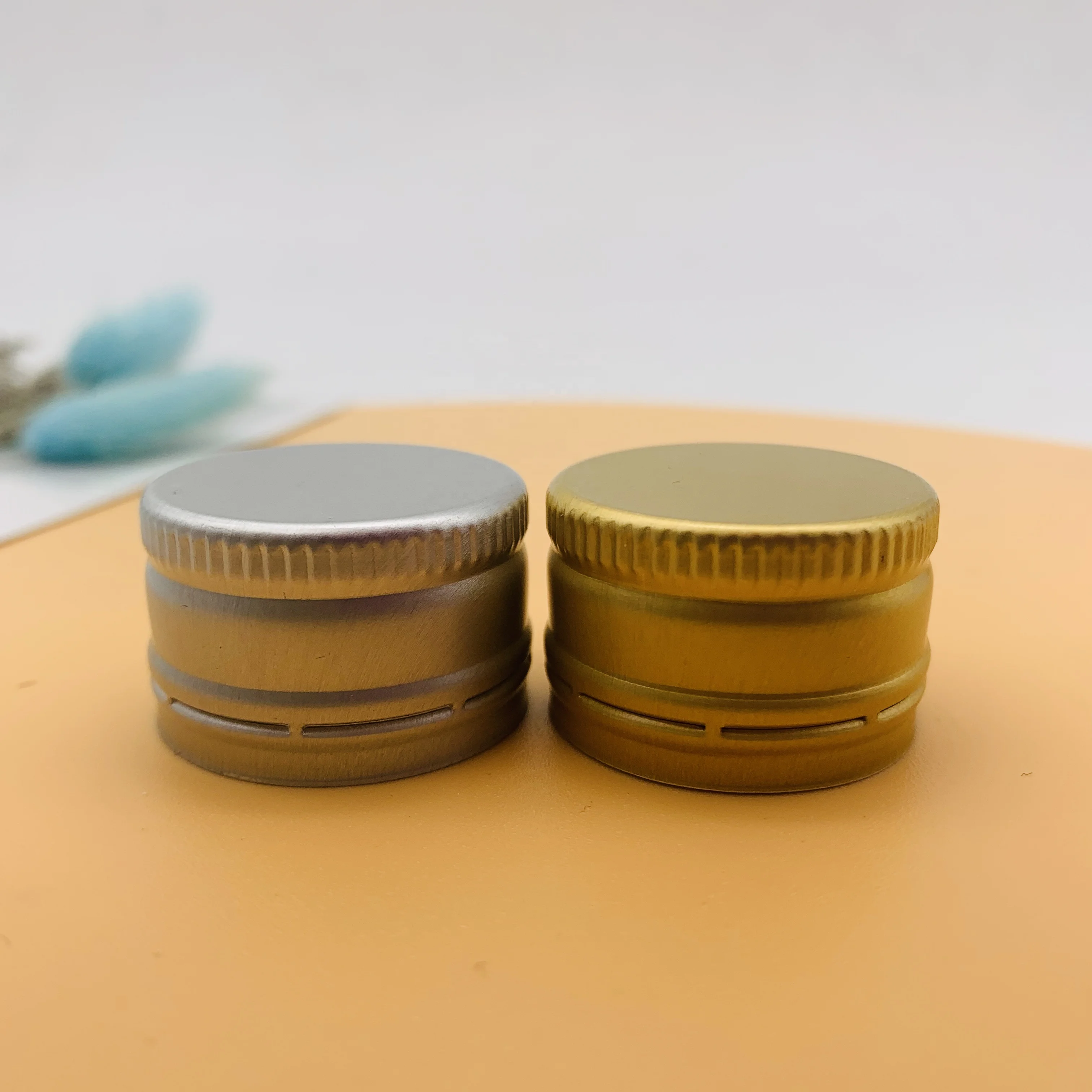 Free Sample 28MM Vial Aluminum Metal Screw Bottle Cap