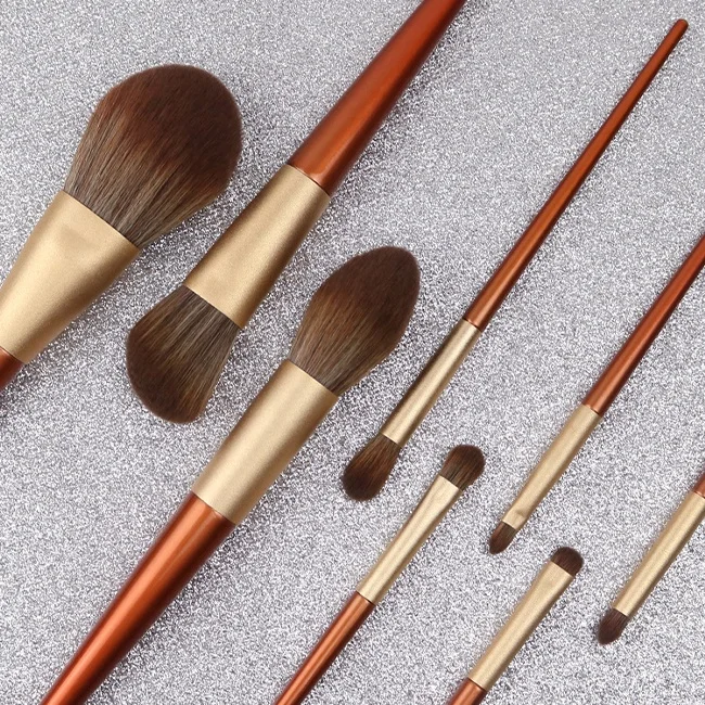 
8 Pieces Orange Origin Makeup Brush Set Long Handle Face Makeup Brushes Flat Top Goat Hair Makeup Brushes 