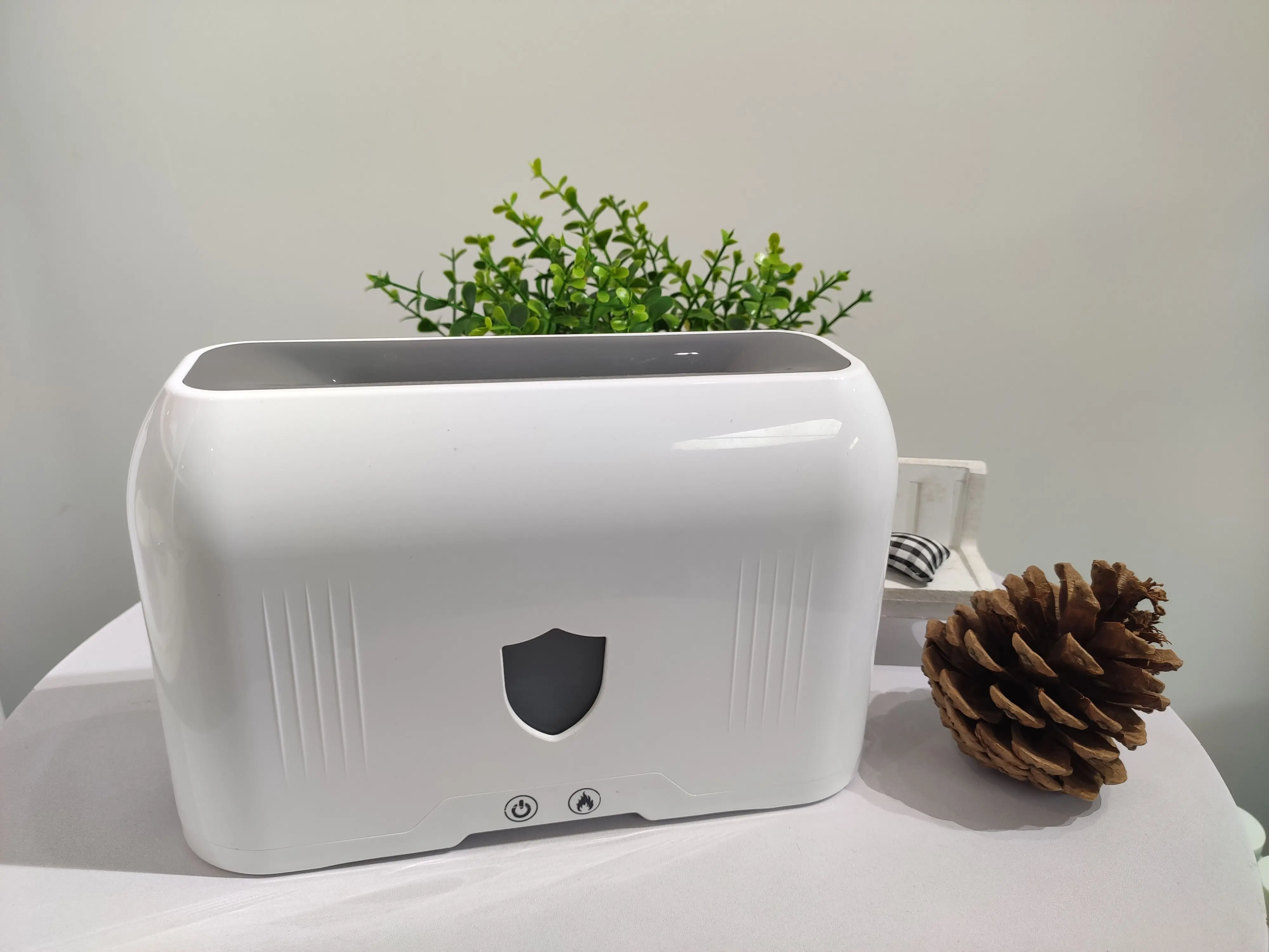 European style 200ml portable flame fragrance humidifier ultrasonic atomization spray diffuser