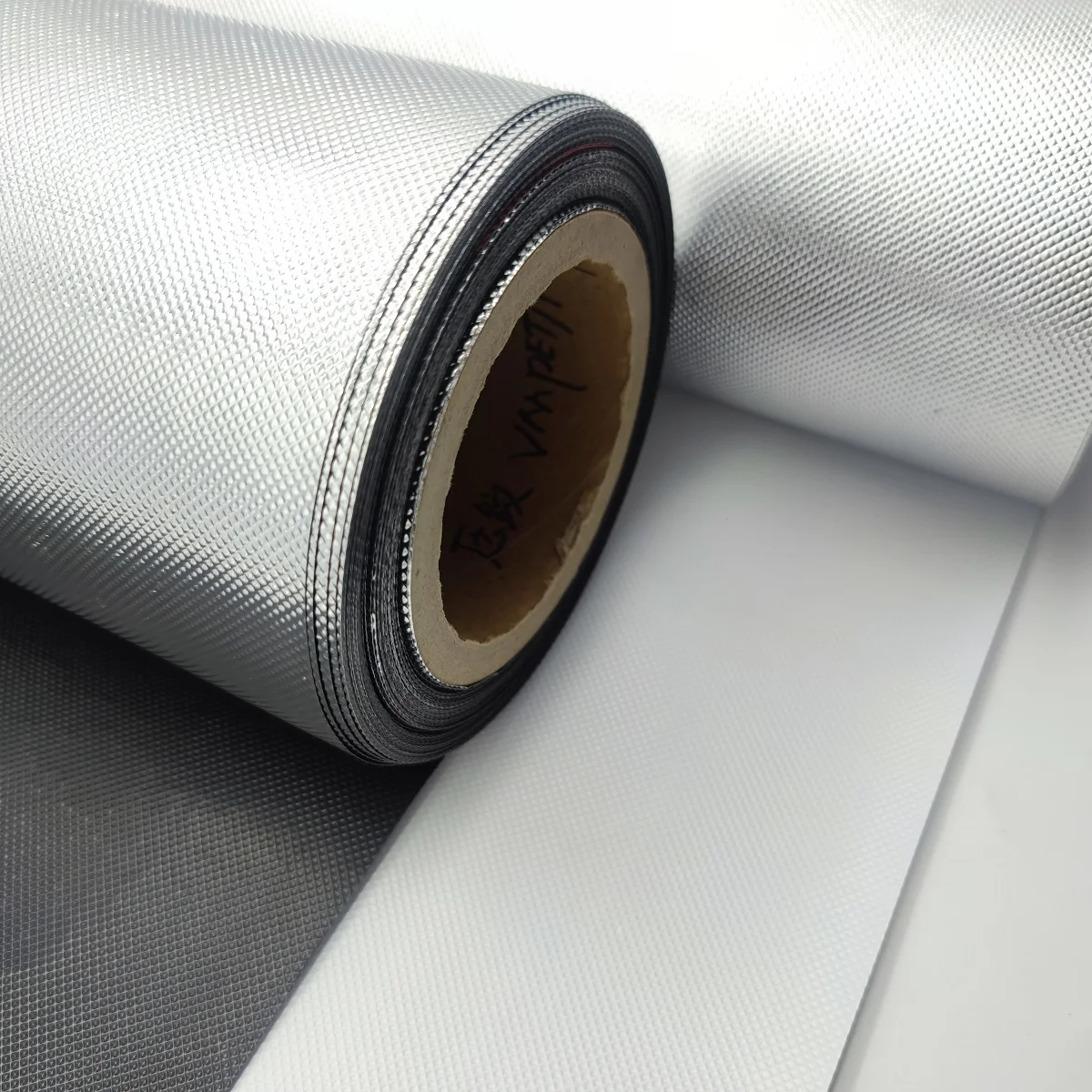 Hydroponics Silver Diamond Mylar Reflective Sheeting Film Roll For Oxford Grow Tent