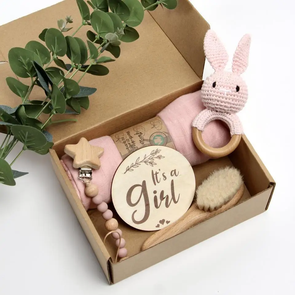 Fast Shipping Christmas Beech Wood Crochet Baby Rattle Animal Bunny Newborn Rattle Toy Crochet Baby Rattle Montessori Set