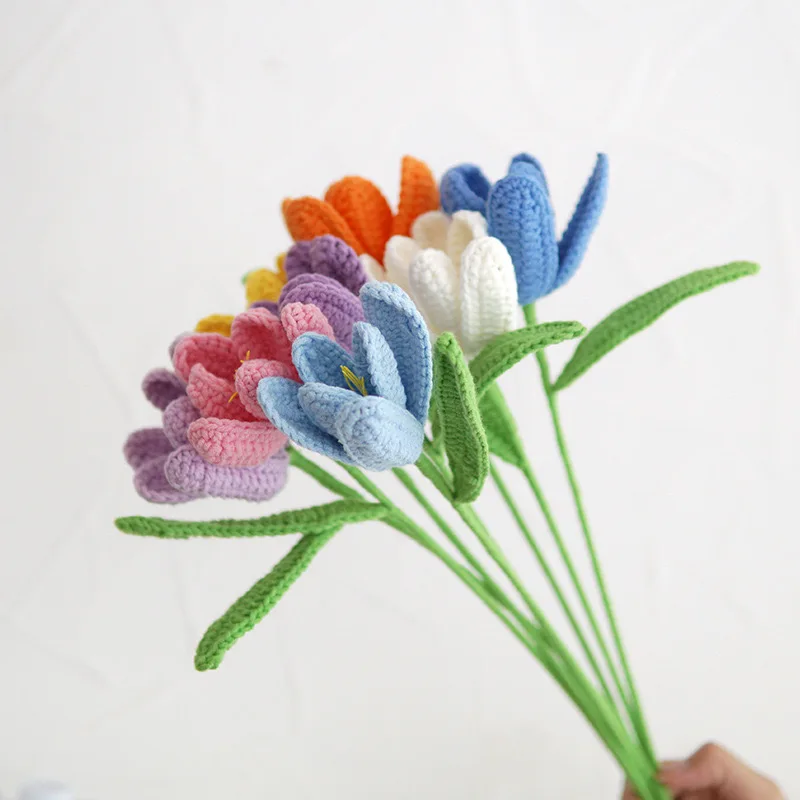 Open Tulip Yarn Braided Bouquet for Christmas Easter Graduation & New Year Table Setting Holiday Gift Couple Friends Wholesale