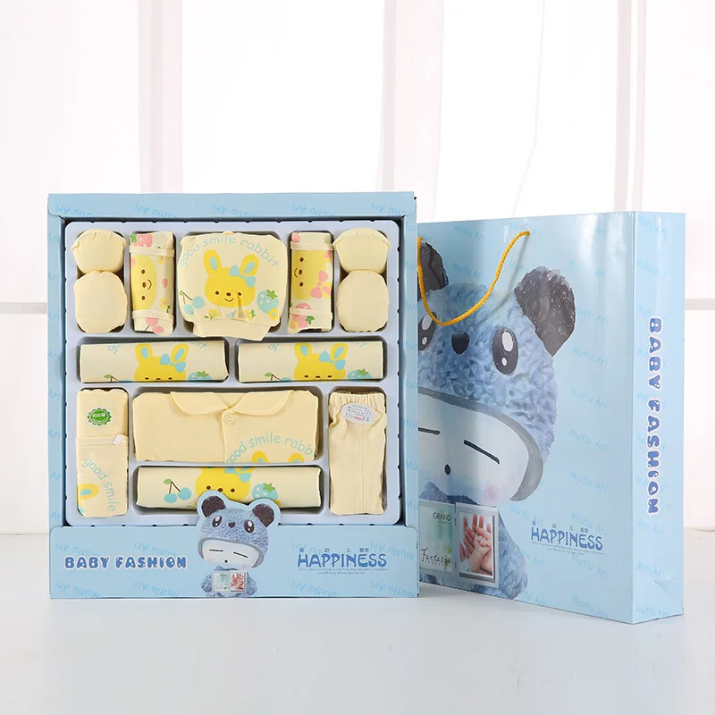 Wholesale Newborn 17pcs Baby Kids Organic Cotton Swaddle Blanket 0-3 3-6 months Muslin Baby Shower Sets Gift Box with PVC Window