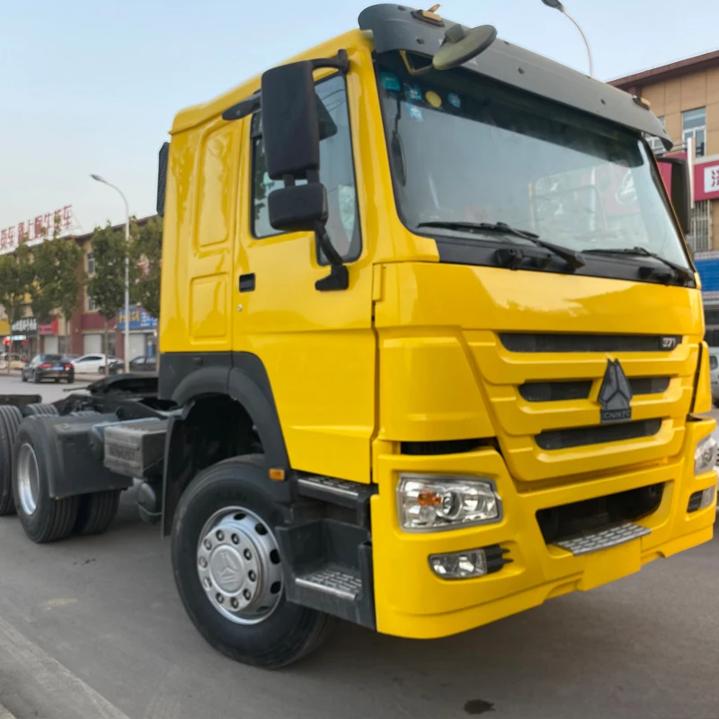 Yellow Golden Color Used Howo 6x4 Truck Tractor Truck