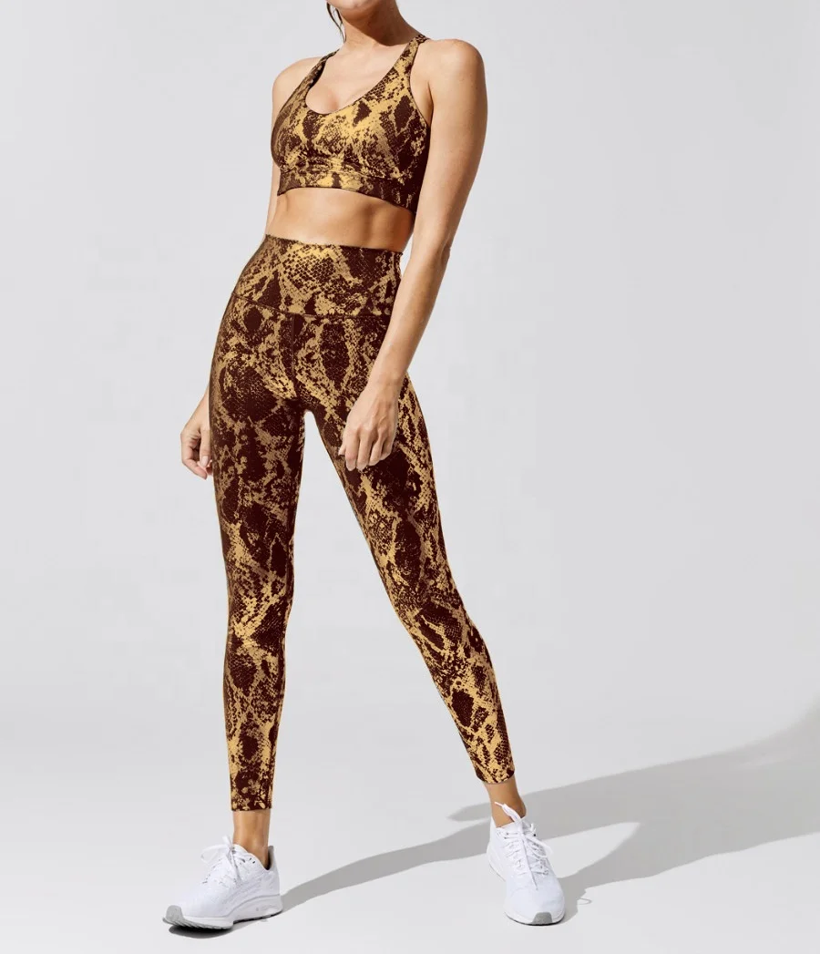 
KX-TZ461 Latest fashion sexy girl womens track suit 2 piece set jogging pants gold snake print 2piece set women sweatsuit 