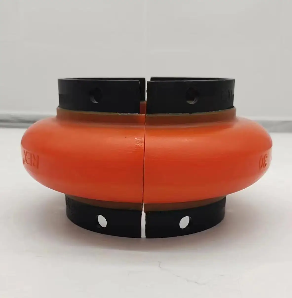 China manufacturer car engine motor shafting E30 rubber flexible coupling 5.3129.2 for screw air compressor