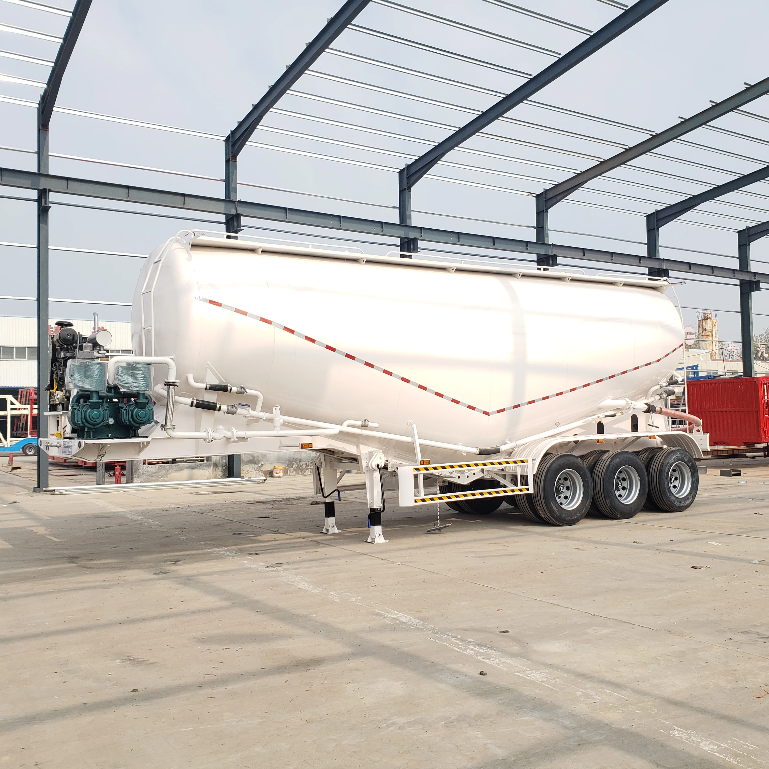 Chinese 20 CBM 4Axles Bulk Cement Semi Trailer 50Ton 30T Bulker Cement Truck Trailer