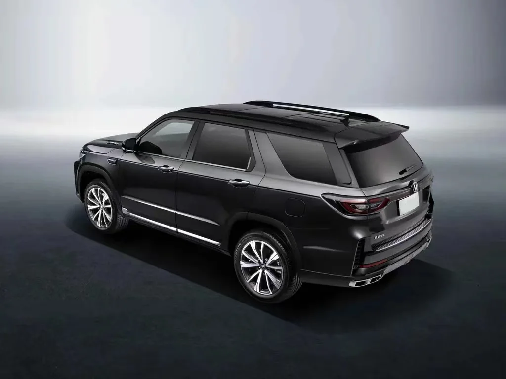 2023 Changan CS95 Plus 2 0 т 4WD Deluxe большое пространство 5 дверей 7 мест внедорожник 190 км/ч высокопроизводительный бензиновый автомобиль 2WD