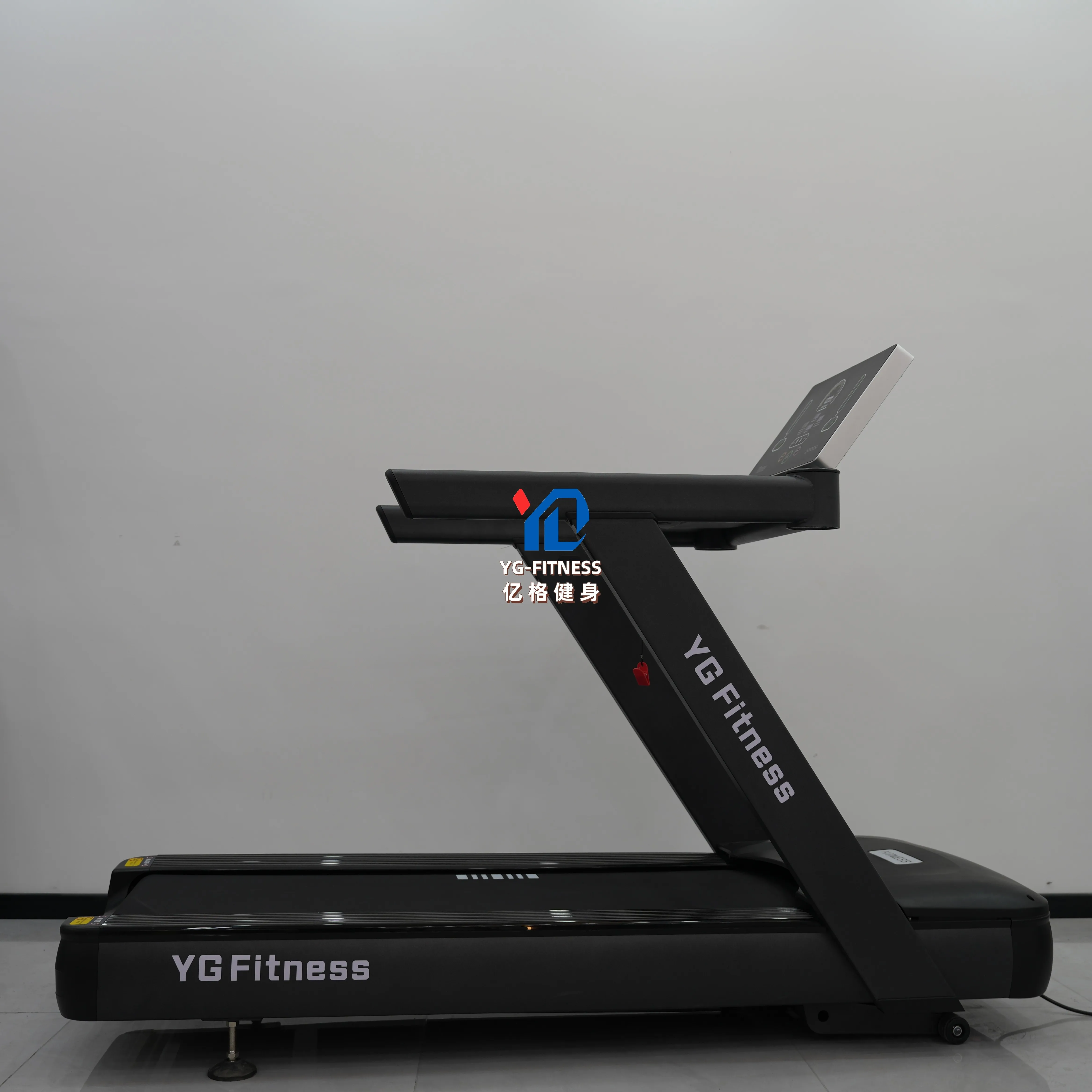 YG Fitness YG-T024 Popular Easy To Use Fitness Motorized Treadmill  Commercial Electric Treadmill for Gym