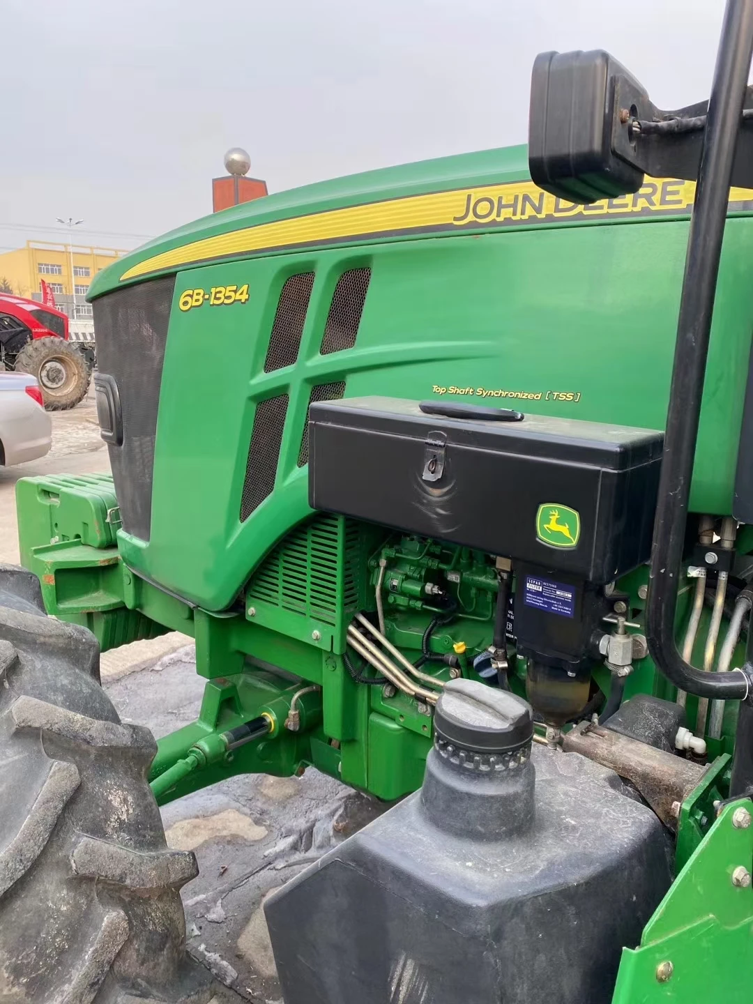 Дешево утилиты трактор 4 колеса дизельный 90hp 95hp 120hp 135hp john dere продается тягач kubota приводное колесо (Япония)