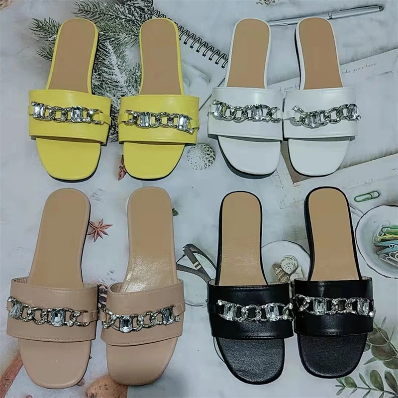 2021 Sandals for Women And Ladies New Design Shoes Lady Flat Slippers Summer Fashion Diamond Ladies Metal Chain Slide Sandal