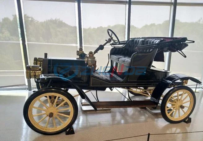 High Quality Battery Operated Outdoor Classic Black Vintage Car/Golf Car for Sale